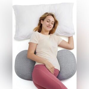 Momcozy W-Shaped Pregnancy Pillow / Belly Wedge – NWT